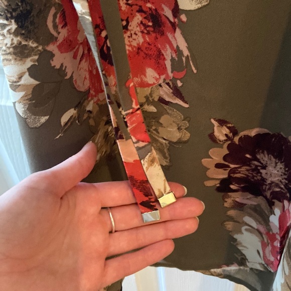 Dynamite Floral Wrap Dress - Picture 6 of 7